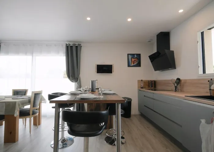 Belle Contemporaine 10/12 Personnes Villa